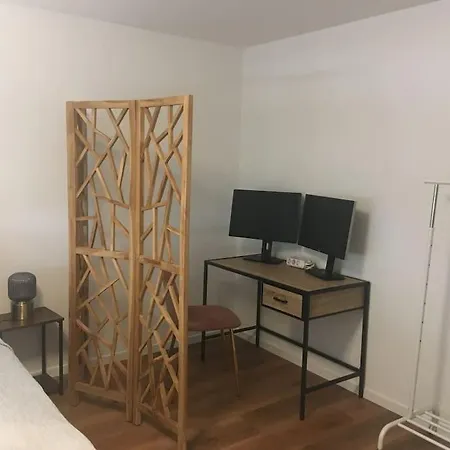 Flair: Ruheoase Vor Der Stadt Appartement