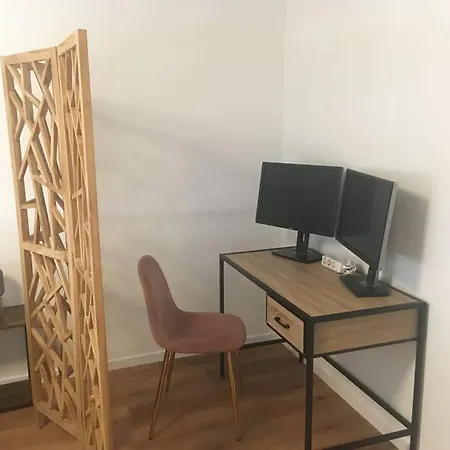 Flair: Ruheoase Vor Der Stadt Appartement